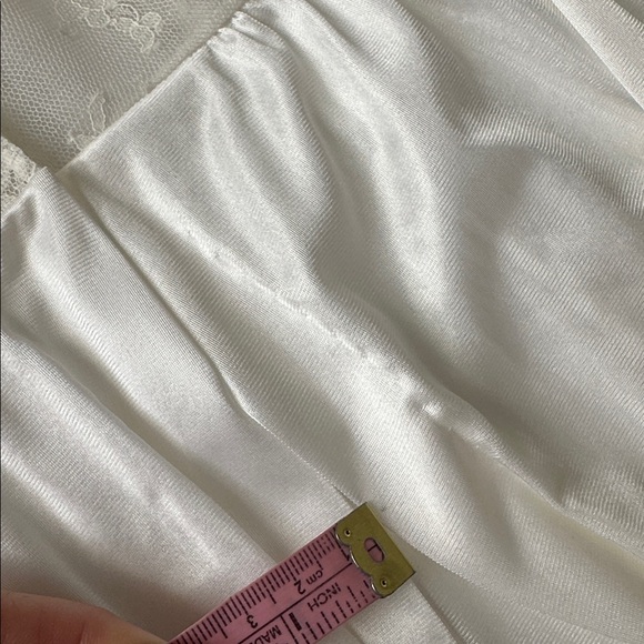 1960s Vtg Van Raalte Lace Coquette Romantic Long Sleeve Ivory Nightgown 34 Bride - Picture 12 of 12